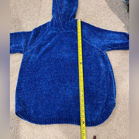 Womens RUE 21 royal blue velvet sweater hoodie - Picture 7 of 9